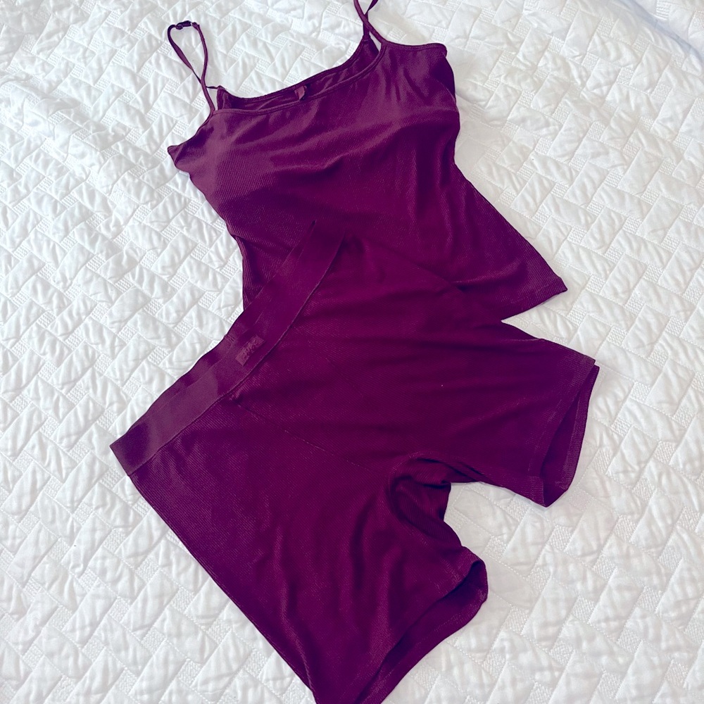 SKIMS Modal Ribbed Camo Tank & Boxer Set Bordeaux Large 3 Available